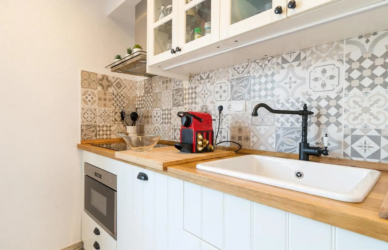 Beautiful apartment stylish village house @ Center Cadaqués