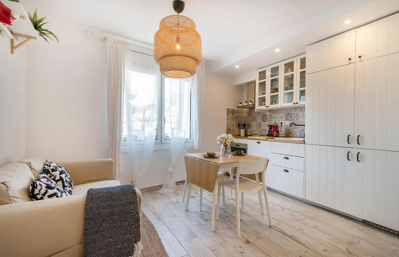 Beautiful Apartment Stylish Village House @ Center Cadaqués